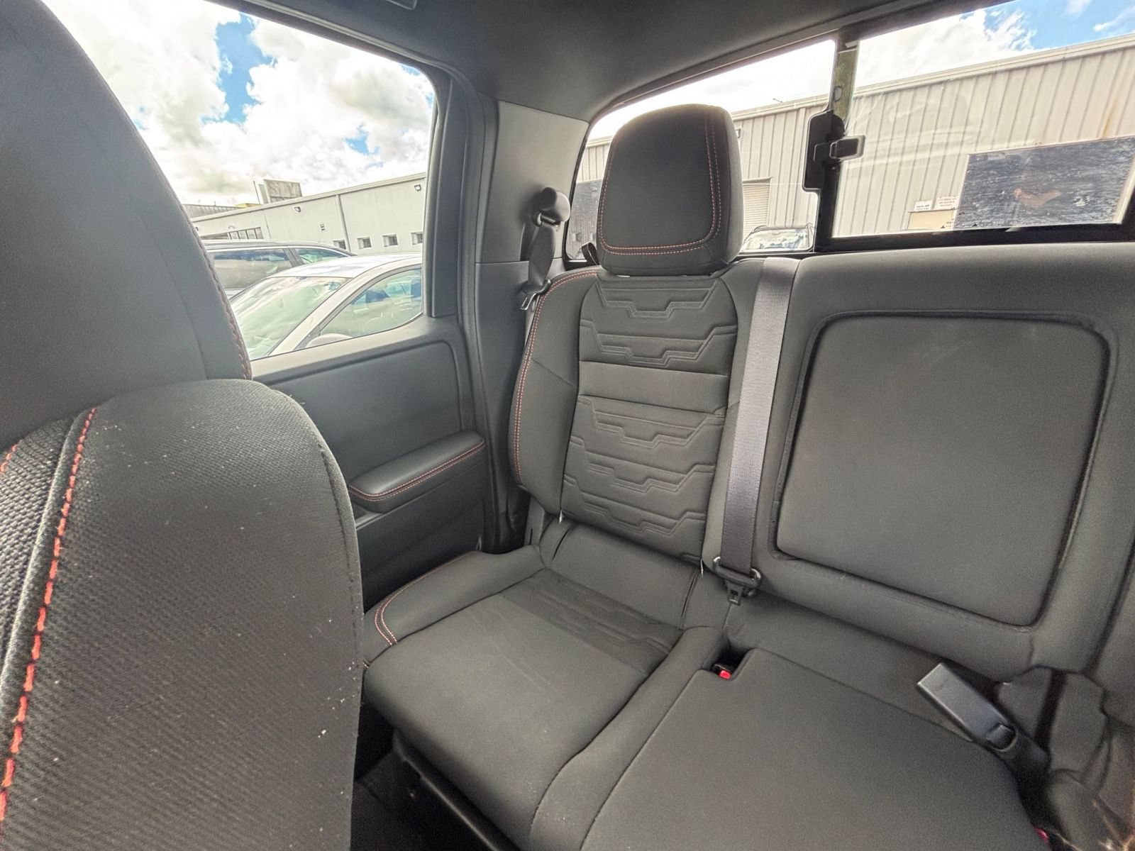 Used 2026 Nissan Frontier PRO-4X AWD/4WD image 38