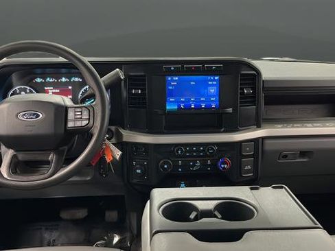 Used 2023 Ford F250 XL w/ Snow Plow/Camper Package image 11