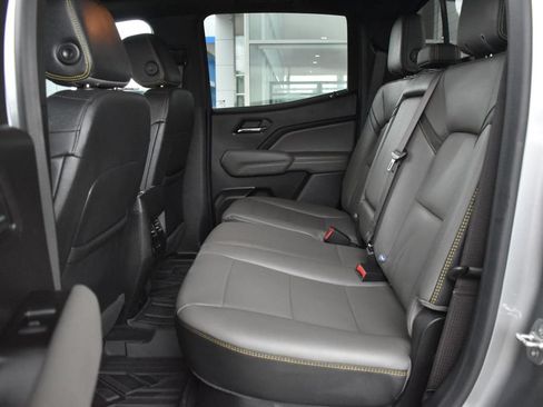Used 2024 Chevrolet Colorado ZR2 w/ ZR2 Convenience Package III AWD/4WD image 15