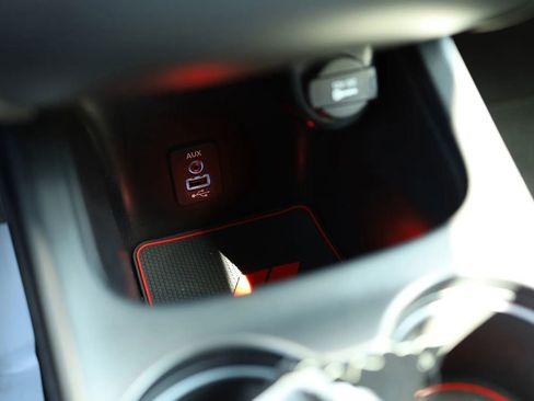 Used 2018 Dodge Journey GT w/ Driver Convenience Group image 23