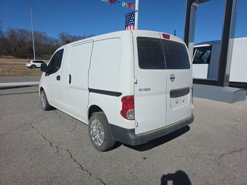 Used 2021 Nissan NV200 S w/ Back Door Glass Package image 9