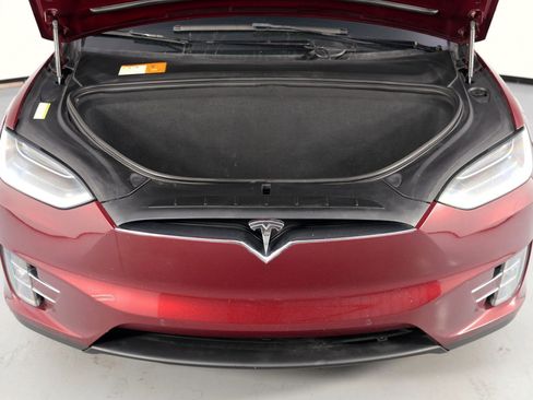 Used 2016 Tesla Model X P90D image 7