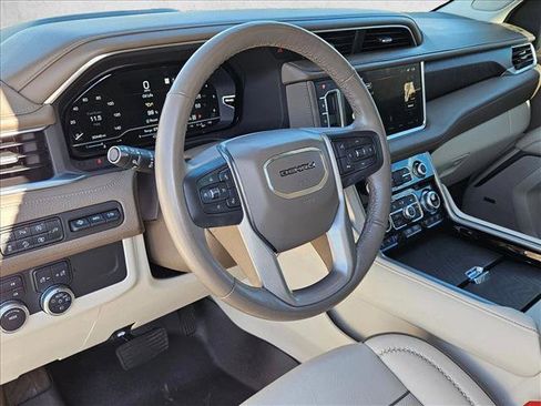 Used 2022 GMC Yukon Denali image 10
