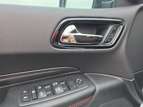 Used 2025 Dodge Durango GT AWD/4WD image 19