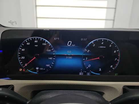 Used 2022 Mercedes-Benz A 220 4MATIC w/ Premium Package Lite image 12