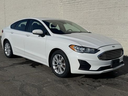 Certified 2020 Ford Fusion SE image 6