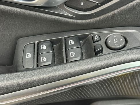 Certified 2022 BMW 330i Sedan w/ Convenience Package image 13