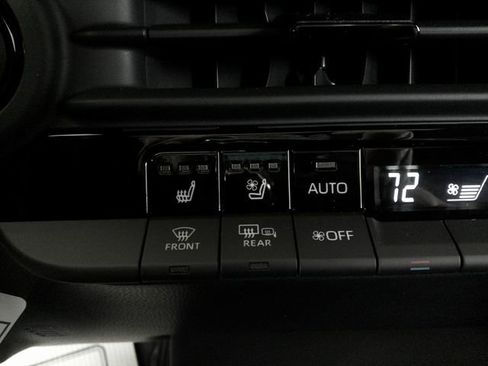 New 2026 Toyota Crown Signia AWD/4WD image 15