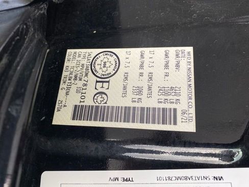 Used 2021 Nissan Rogue S image 24