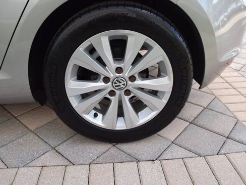 Used 2015 Volkswagen Golf TDI S FWD image 82