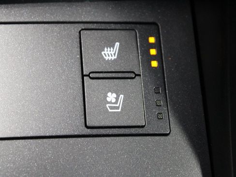 Used 2025 Lexus IS 350 F Sport image 34