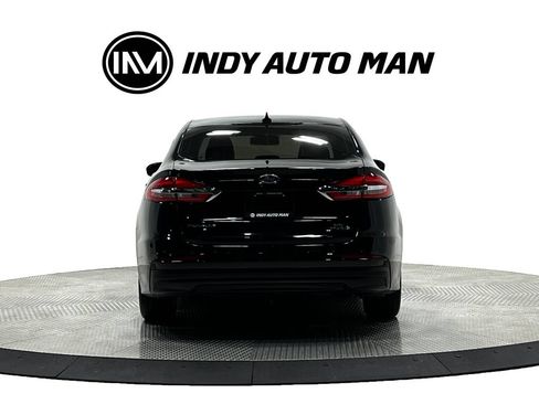 Used 2019 Ford Fusion SE FWD image 5