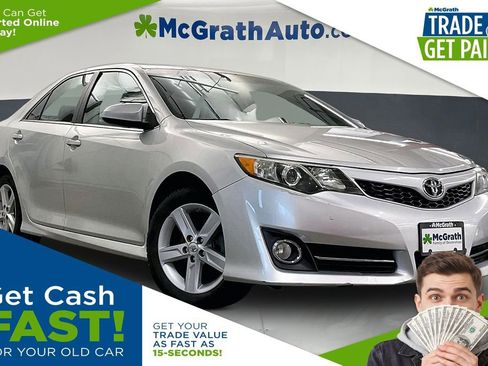Used 2012 Toyota Camry SE FWD image 1