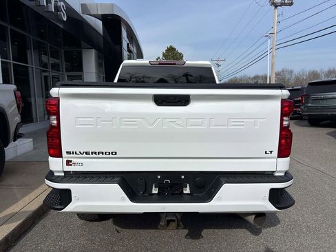Used 2021 Chevrolet Silverado 2500 LT w/ Z71 Sport Edition image 4