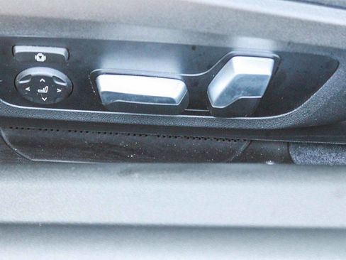 Used 2024 BMW M2 w/ Lighting Package RWD image 21
