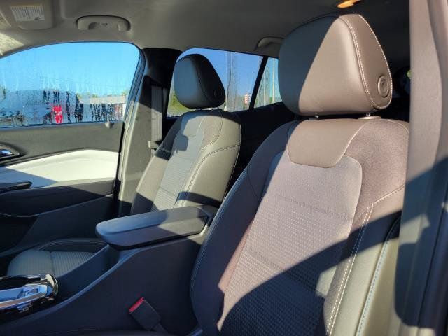 New 2026 Chevrolet Trax LT w/ Driver Confidence Package FWD image 11