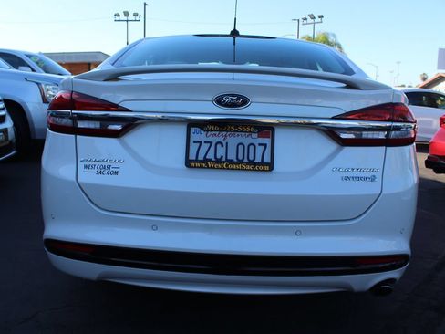 Used 2017 Ford Fusion Platinum FWD image 15