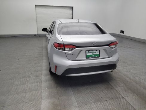 Used 2022 Toyota Corolla LE FWD image 6