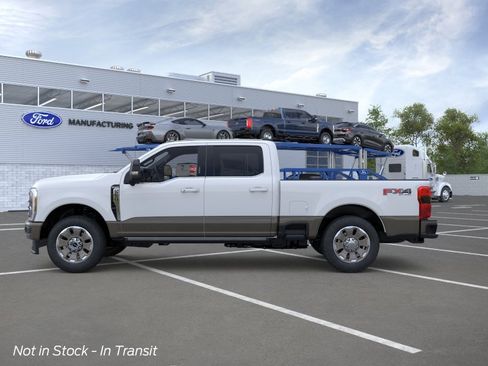 New 2026 Ford F250 King Ranch w/ FX4 Off-Road Package AWD/4WD image 4