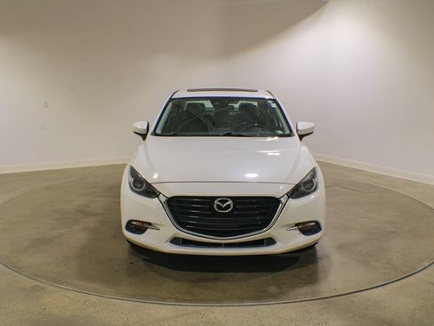 Used 2018 MAZDA MAZDA3 Grand Touring FWD image 8