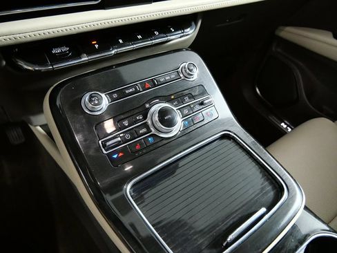 Certified 2023 Lincoln Nautilus Reserve w/ Equipment Group 201A AWD/4WD image 18