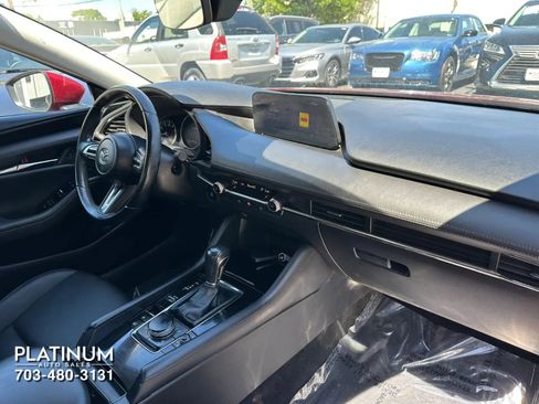 Used 2019 MAZDA MAZDA3 Sedan FWD image 10