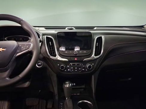 Used 2021 Chevrolet Equinox Premier FWD image 10