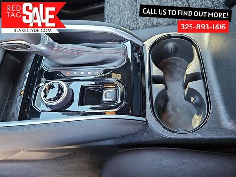 Used 2023 Chevrolet Colorado Z71 w/ Z71 Convenience Package 2 image 24