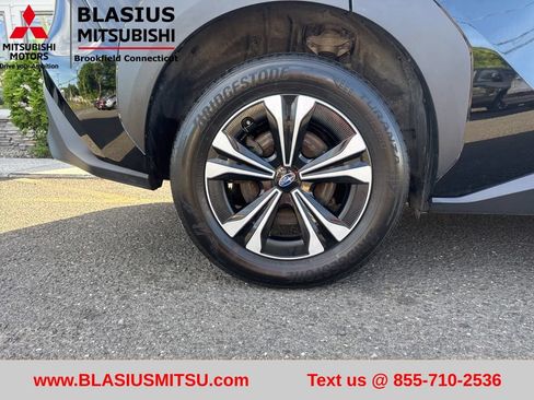 Used 2023 Subaru Solterra AWD image 4