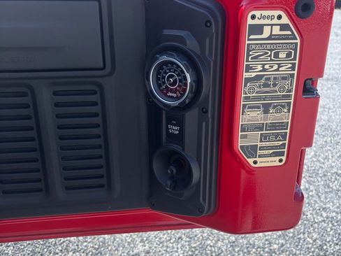 Used 2023 Jeep Wrangler Unlimited Rubicon 392 image 11