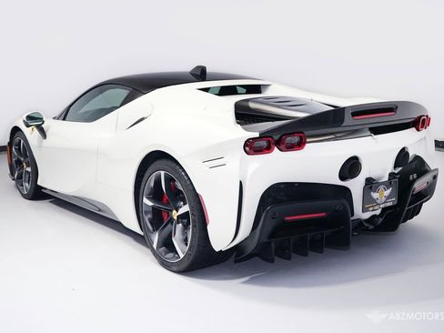 Used 2023 Ferrari SF90 Stradale AWD/4WD image 5