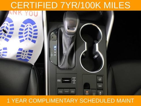 Used 2023 Toyota Highlander XLE AWD/4WD image 28