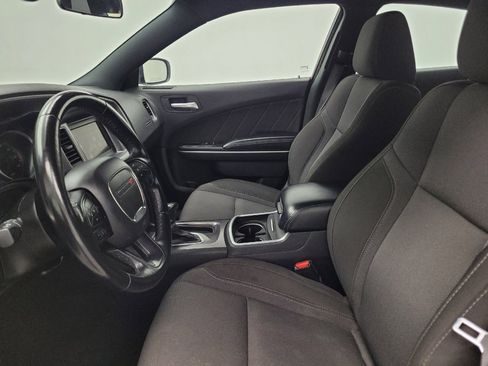 Used 2022 Dodge Charger SXT RWD image 17