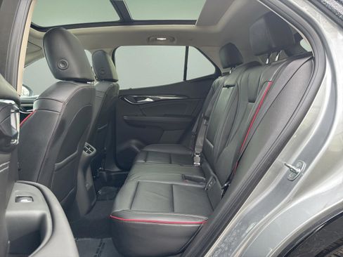 Used 2023 Buick Envision Essence w/ Sport Touring Package image 20