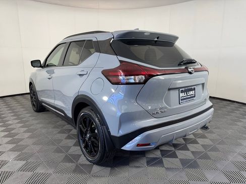 Used 2022 Nissan Kicks SR w/ Premium Package image 9