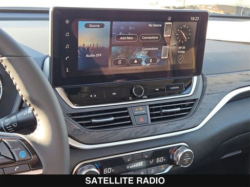 New 2025 Nissan Altima 2.5 SV image 21