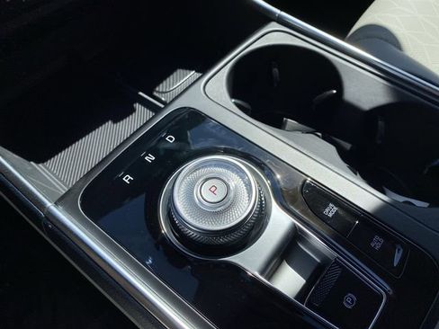 New 2026 Kia Carnival SX image 39