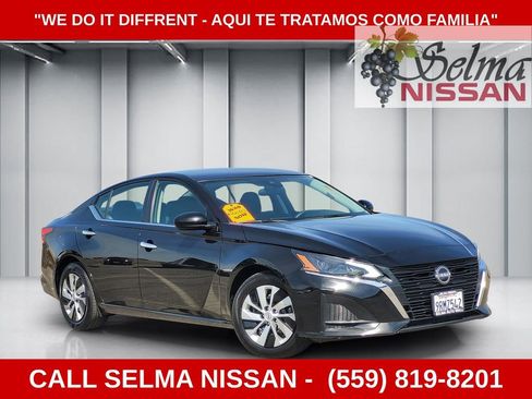 Used 2023 Nissan Altima 2.5 S FWD image 1