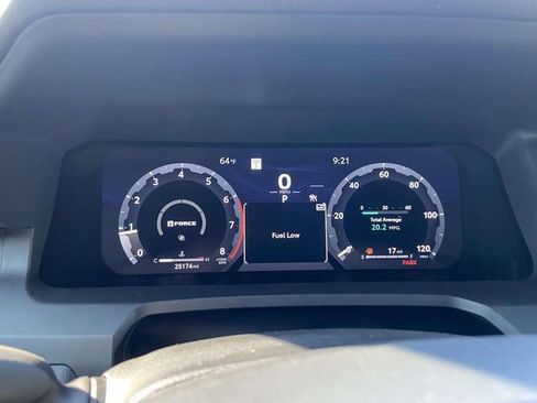 Used 2025 Toyota Tacoma TRD Off-Road AWD/4WD image 17