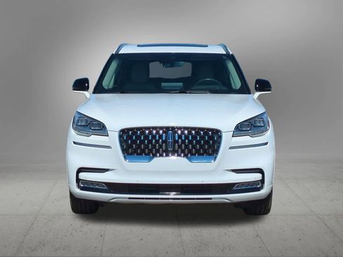Used 2023 Lincoln Aviator Grand Touring w/ Equipment Group 301A image 9