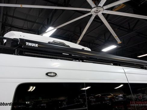 Used 2018 Mercedes-Benz Sprinter 3500 image 38