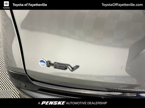 Used 2026 Toyota Sienna XSE FWD image 22
