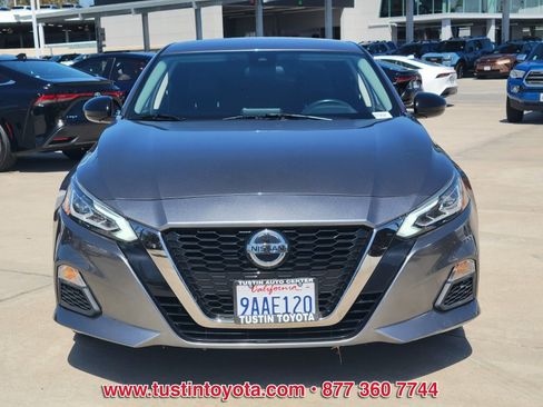 Used 2022 Nissan Altima 2.5 SR FWD image 8