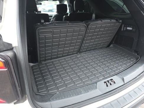 Used 2020 Ford Explorer ST w/ ST Street Pack image 16