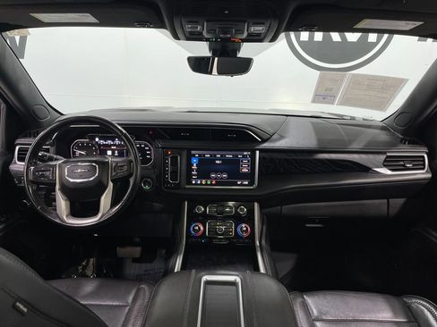 Used 2021 GMC Yukon Denali w/ Advanced Technology Package image 20