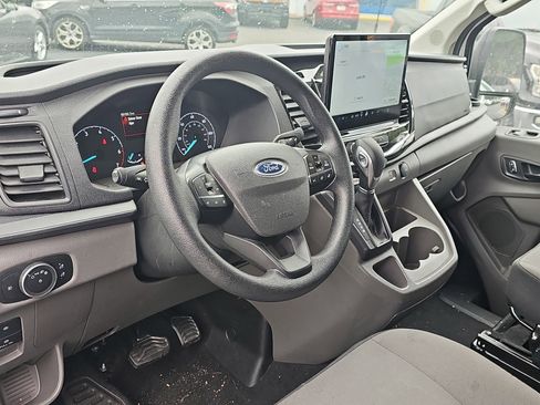 Used 2024 Ford Transit 350 XLT RWD image 11