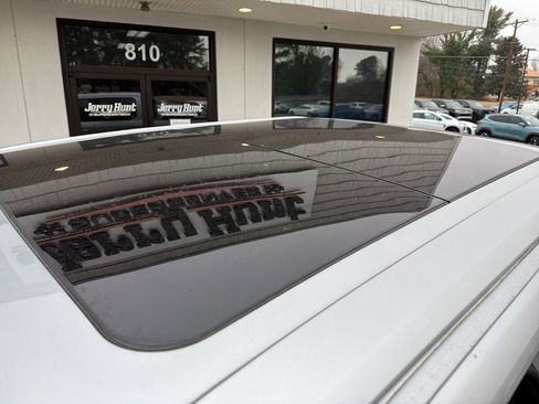 Used 2020 Ford F150 Lariat w/ Equipment Group 502A Luxury image 12