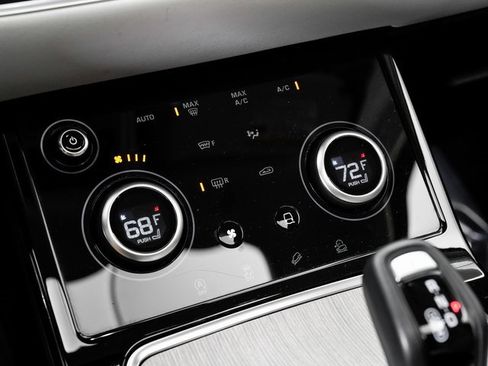 Used 2023 Land Rover Range Rover Evoque SE image 16