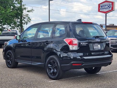Used 2018 Subaru Forester 2.5i AWD/4WD image 8