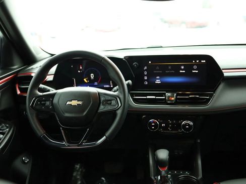Used 2024 Chevrolet TrailBlazer RS w/ Convenience Package FWD image 47
